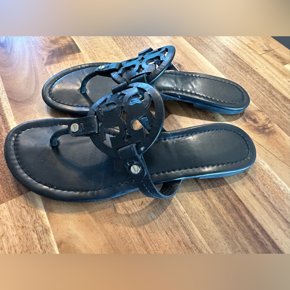 Tory Burch Miller Leather Sandals | Size 9 - Picture 4 of 8